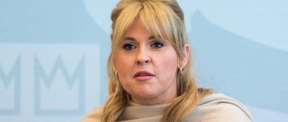 Agnes Theresa Barbara Raimond: Aufgewachsen im Rampenlicht und trotzdem frei